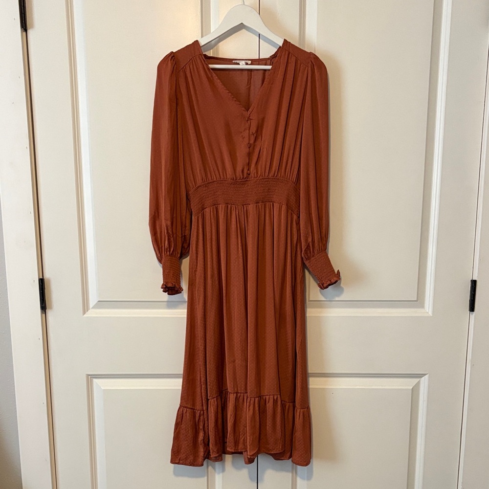 Elegant Rust Midi Dress